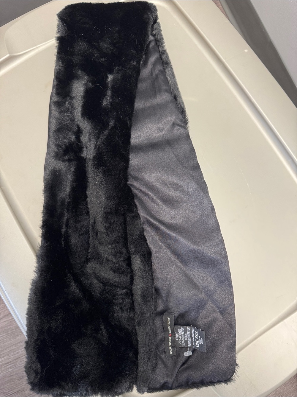 New York & Company Black Faux Fur scarf
